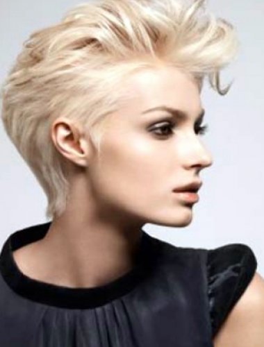 hair-short-with-volume