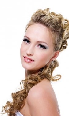 curly prom hairstyle