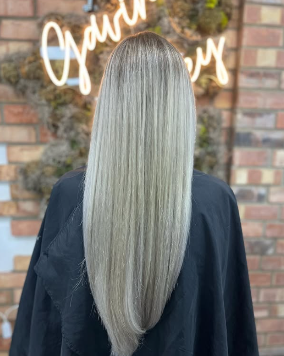 blonde hair colour with brown highlights on long layered hair blonde hair colour with brown highlights on long layered hair