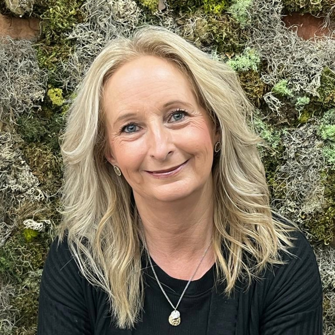 SANDRA MEET THE CREATIVE TEAM AT GAVIN ASHLEY HAIR SALON IN BURY ST EDMUNDS SANDRA MEET THE CREATIVE TEAM AT GAVIN ASHLEY HAIR SALON IN BURY ST EDMUNDS