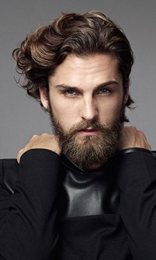 Wavy-Men´s-Hairstyle MEN'S HAIR CUTS & STYLES AT GAVIN ASHLEY BARBERS IN BURY ST EDMUNDS